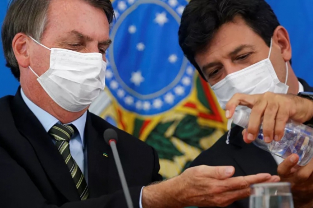 Ministro da Saúde rouba protagonismo de Bolsonaro, mas não deve ...