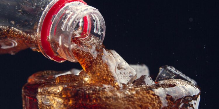 Coca-Cola no copo