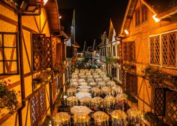 Parece a Suíça, mas cidade de montanhas fica no Brasil e tem apenas 50 mil habitantes