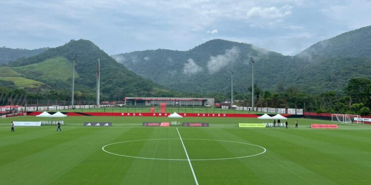 Flamengo confirma retorno de jogador que está de volta ao elenco