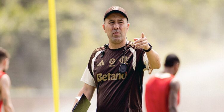 Flamengo fez reunião “secreta” com novo treinador e pretende fazer o mais breve possível