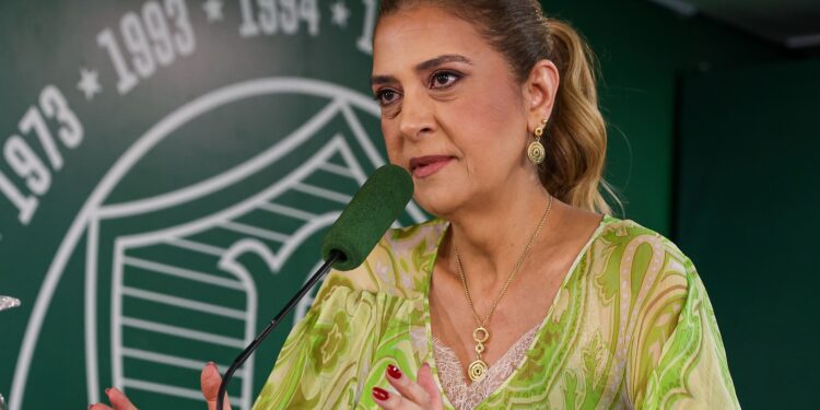 Palmeiras acertou a contratação do estrangeiro mais caro da historia do futebol brasileiro no início de 2026