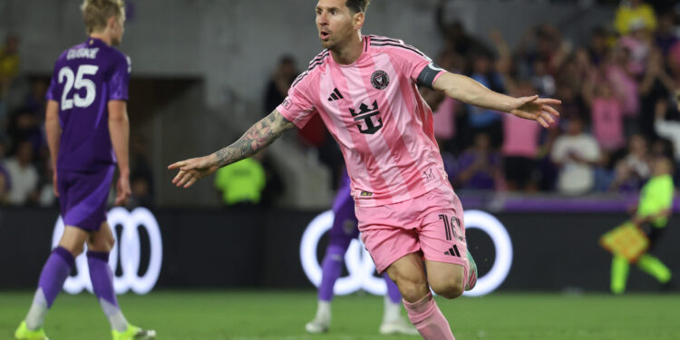 Com quase 40 anos, Lionel Messi tem mansão gigante à beira-mar que custa mais de R$ 50 milhões