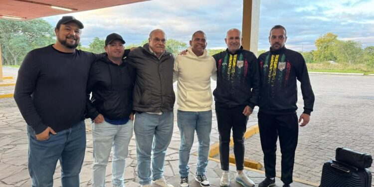 Depois de viver anos acima do peso e agora mais magro do que nunca, Walter volta aparecer no futebol
